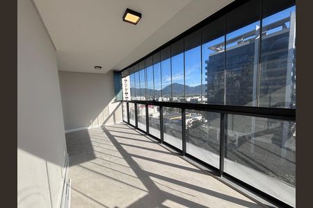 Apartamento para alugar com 89m², 2 quartos e 1 vaga Apartamento para alugar com 89m², 2 quartos e 1 vagaVaranda