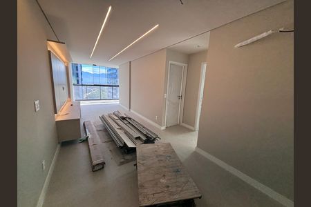Sala de apartamento para alugar com 2 quartos, 89m² em Recreio dos Bandeirantes, Rio de Janeiro