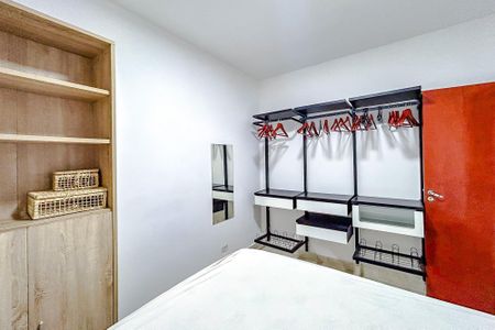 Quarto 1 de apartamento para alugar com 2 quartos, 55m² em Vila Antonina, São Paulo