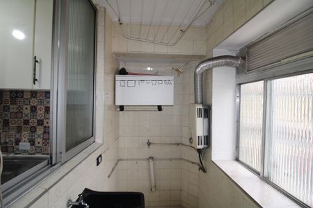 Apartamento para alugar com 67m², 2 quartos e 1 vagaÁrea de Serviço