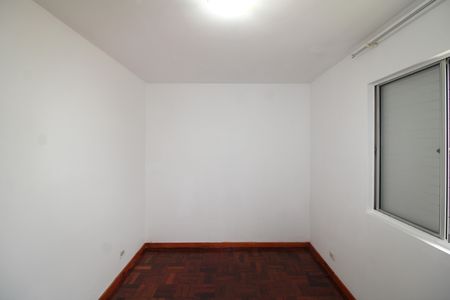 Quarto 1 de apartamento para alugar com 2 quartos, 67m² em Vila Vitorio Mazzei, São Paulo