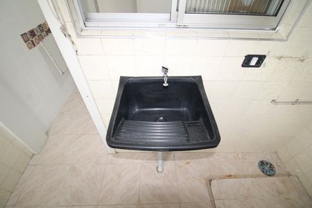 Apartamento para alugar com 67m², 2 quartos e 1 vagaÁrea de Serviço