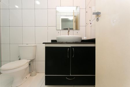 Apartamento para alugar com 70m², 3 quartos e sem vagaBanheiro