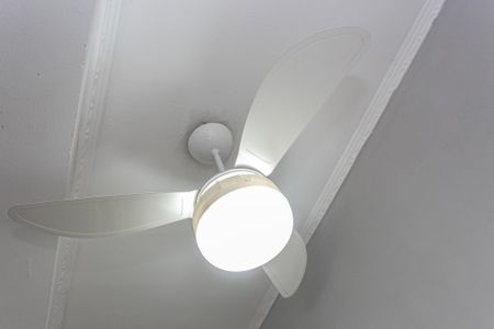 Apartamento para alugar com 70m², 3 quartos e sem vagaQuarto 3 - Ventilador de Teto