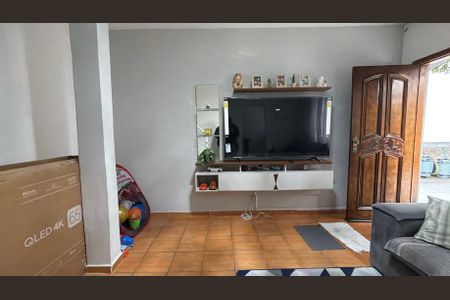 Casa à venda com 7 quartos, 320m² em Parque Sevilha, São Paulo