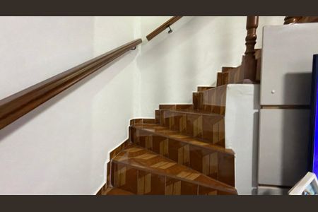 Casa à venda com 7 quartos, 320m² em Parque Sevilha, São Paulo