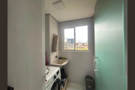 Apartamento à venda com 55m², 2 quartos e 1 vaga Apartamento à venda com 55m², 2 quartos e 1 vagaCozinha e Área de Serviço