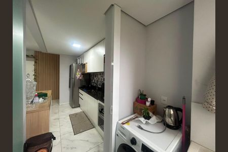 Apartamento à venda com 55m², 2 quartos e 1 vaga Apartamento à venda com 55m², 2 quartos e 1 vagaCozinha e Área de Serviço
