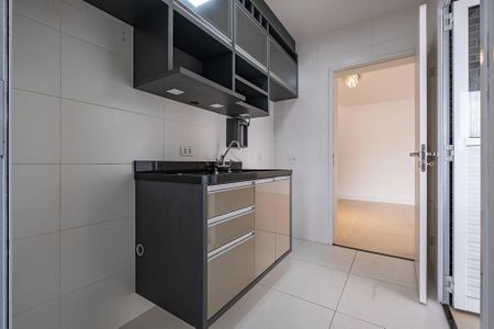 Apartamento à venda com 85m², 2 quartos e 2 vagas Apartamento à venda com 85m², 2 quartos e 2 vagasCozinha