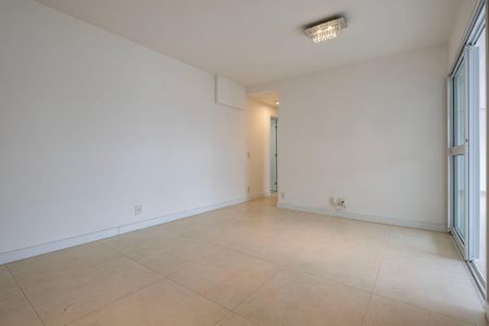 Apartamento à venda com 85m², 2 quartos e 2 vagas Apartamento à venda com 85m², 2 quartos e 2 vagasSala
