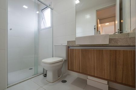 Apartamento à venda com 85m², 2 quartos e 2 vagas Apartamento à venda com 85m², 2 quartos e 2 vagasSuíte