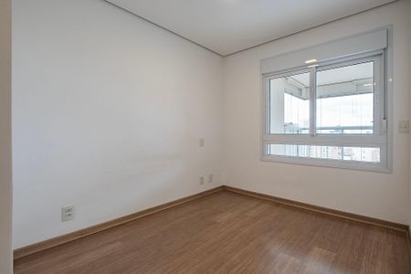 Apartamento à venda com 85m², 2 quartos e 2 vagas Apartamento à venda com 85m², 2 quartos e 2 vagasSuíte