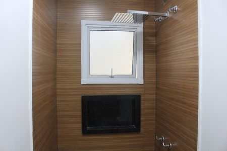 Casa para alugar com 141m², 3 quartos e 2 vagasBanheiro da Suíte