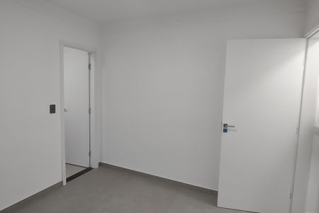 Casa para alugar com 141m², 3 quartos e 2 vagasSuíte