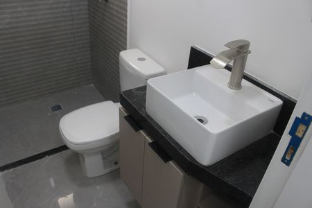 Casa para alugar com 141m², 3 quartos e 2 vagasBanheiro