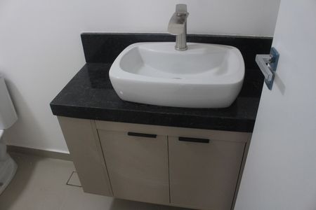 Casa para alugar com 141m², 3 quartos e 2 vagasBanheiro da Suíte