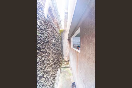Área Fundos de casa à venda com 2 quartos, 138m² em Vila Apiai, Santo André