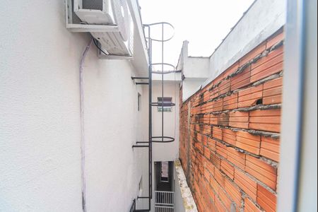 Casa à venda com 138m², 2 quartos e 2 vagas Casa à venda com 138m², 2 quartos e 2 vagasVista do Quarto 2