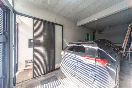 Casa à venda com 138m², 2 quartos e 2 vagas Casa à venda com 138m², 2 quartos e 2 vagasGaragem