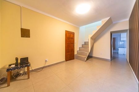 Sala de casa à venda com 2 quartos, 138m² em Vila Apiai, Santo André