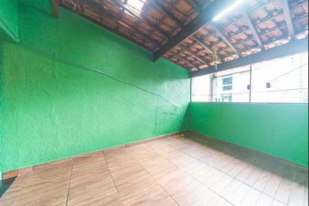Casa à venda com 138m², 2 quartos e 2 vagas Casa à venda com 138m², 2 quartos e 2 vagasVaranda da Sala