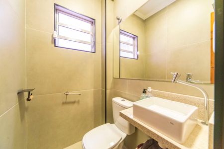 Casa à venda com 138m², 2 quartos e 2 vagas Casa à venda com 138m², 2 quartos e 2 vagasLavabo
