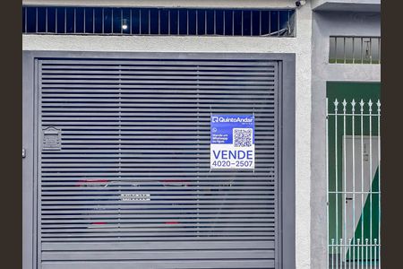 Casa à venda com 138m², 2 quartos e 2 vagas Casa à venda com 138m², 2 quartos e 2 vagasPlaca Instalada na Fachada