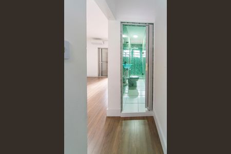 Casa à venda com 138m², 2 quartos e 2 vagas Casa à venda com 138m², 2 quartos e 2 vagasCloset do quarto 1
