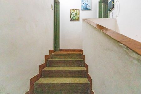 Escada de casa à venda com 2 quartos, 100m² em Piraporinha, Diadema