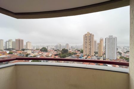 Apartamento para alugar com 38m², 1 quarto e 1 vaga Apartamento para alugar com 38m², 1 quarto e 1 vagaVaranda