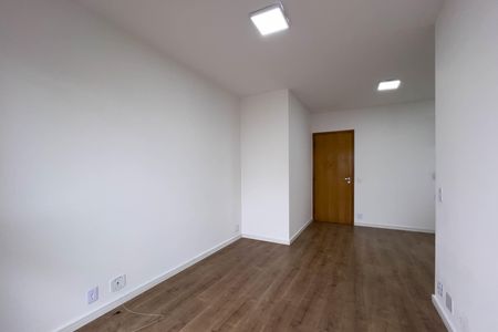 Apartamento para alugar com 38m², 1 quarto e 1 vaga Apartamento para alugar com 38m², 1 quarto e 1 vagaSala