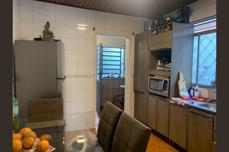 Casa à venda com 150m², 2 quartos e 2 vagas Casa à venda com 150m², 2 quartos e 2 vagasCozinha