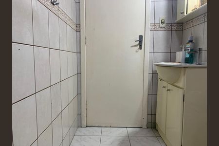 Casa à venda com 150m², 2 quartos e 2 vagas Casa à venda com 150m², 2 quartos e 2 vagasBanheiro