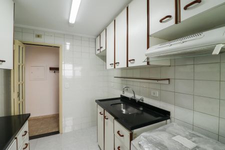 Apartamento para alugar com 67m², 3 quartos e 2 vagas Apartamento para alugar com 67m², 3 quartos e 2 vagasCozinha e Área de Serviço