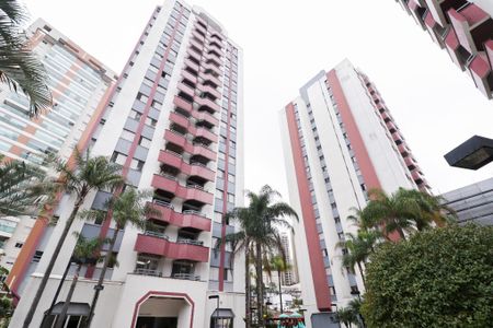 Apartamento para alugar com 67m², 3 quartos e 2 vagas Apartamento para alugar com 67m², 3 quartos e 2 vagasFachada