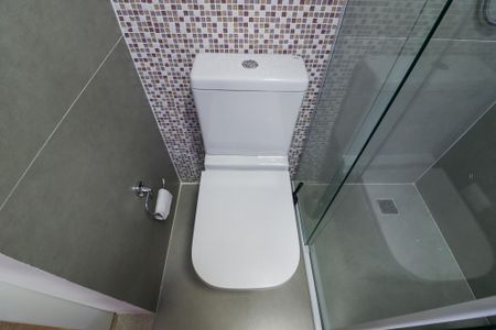 Apartamento para alugar com 67m², 3 quartos e 2 vagas Apartamento para alugar com 67m², 3 quartos e 2 vagasBanheiro Social