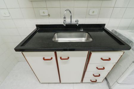 Apartamento para alugar com 67m², 3 quartos e 2 vagas Apartamento para alugar com 67m², 3 quartos e 2 vagasCozinha e Área de Serviço