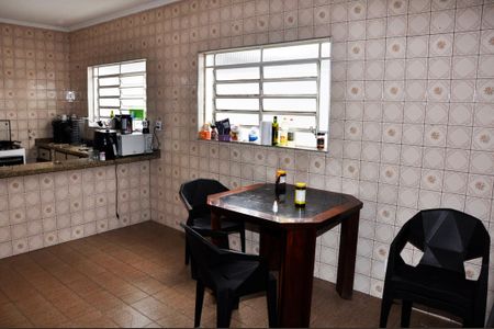 Casa para alugar com 119m², 3 quartos e 2 vagas Casa para alugar com 119m², 3 quartos e 2 vagasDetalhe - Copa