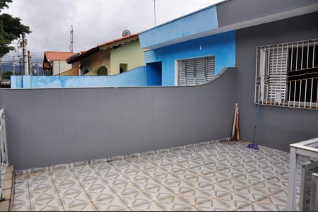 Casa para alugar com 119m², 3 quartos e 2 vagas Casa para alugar com 119m², 3 quartos e 2 vagasDetalhe - Varanda