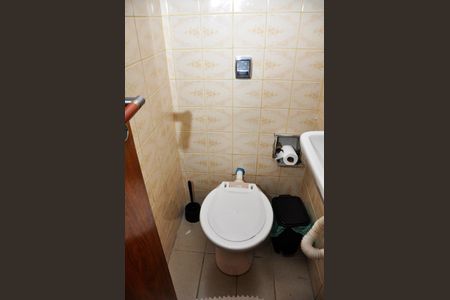 Casa para alugar com 119m², 3 quartos e 2 vagas Casa para alugar com 119m², 3 quartos e 2 vagasDetalhe - Lavabo