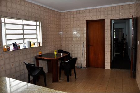 Casa para alugar com 119m², 3 quartos e 2 vagas Casa para alugar com 119m², 3 quartos e 2 vagasDetalhe - Copa