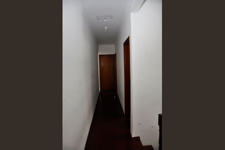 Casa para alugar com 119m², 3 quartos e 2 vagas Casa para alugar com 119m², 3 quartos e 2 vagasDetalhe - Corredor