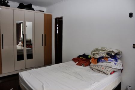 Casa para alugar com 119m², 3 quartos e 2 vagas Casa para alugar com 119m², 3 quartos e 2 vagasDetalhe - Quarto 01 com Suíte e Varanda