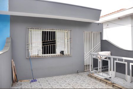 Casa para alugar com 119m², 3 quartos e 2 vagas Casa para alugar com 119m², 3 quartos e 2 vagasDetalhe - Varanda