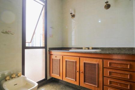 Apartamento para alugar com 300m², 4 quartos e 4 vagas Apartamento para alugar com 300m², 4 quartos e 4 vagasFoto 35