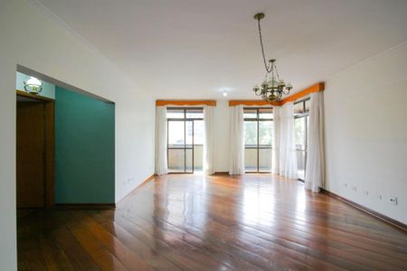 Apartamento para alugar com 300m², 4 quartos e 4 vagas Apartamento para alugar com 300m², 4 quartos e 4 vagasFoto 02