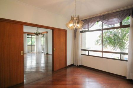 Apartamento para alugar com 300m², 4 quartos e 4 vagas Apartamento para alugar com 300m², 4 quartos e 4 vagasFoto 06