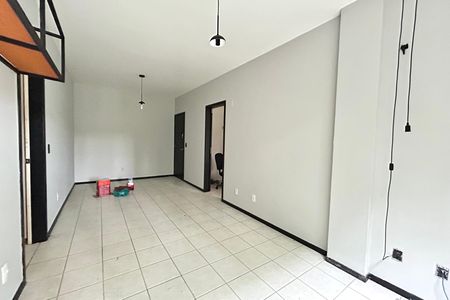 Sala de apartamento para alugar com 3 quartos, 72m² em Saco dos Limões, Florianópolis