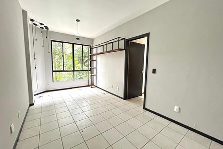 Sala de apartamento para alugar com 3 quartos, 72m² em Saco dos Limões, Florianópolis