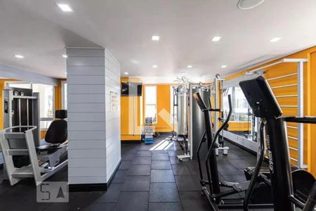Apartamento para alugar com 81m², 2 quartos e 1 vaga Apartamento para alugar com 81m², 2 quartos e 1 vagaÁrea comum - Academia